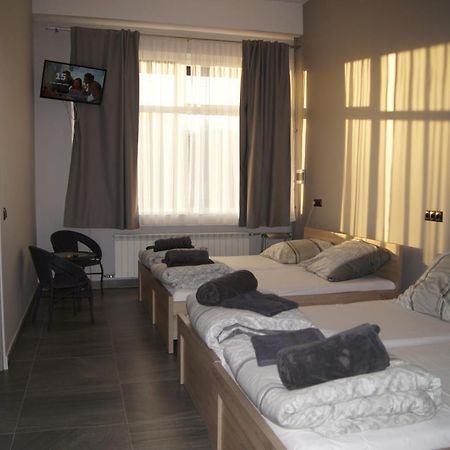 Olivia Apartment Osiek  Bagian luar foto